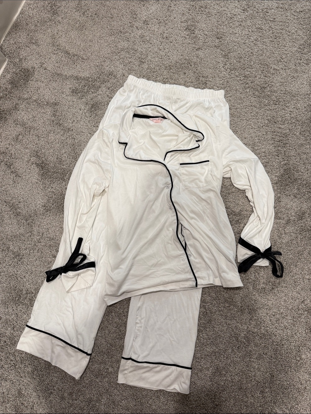 Women's White Pajama Set with Black Trim - Classic Long Sleeve Sleepwear